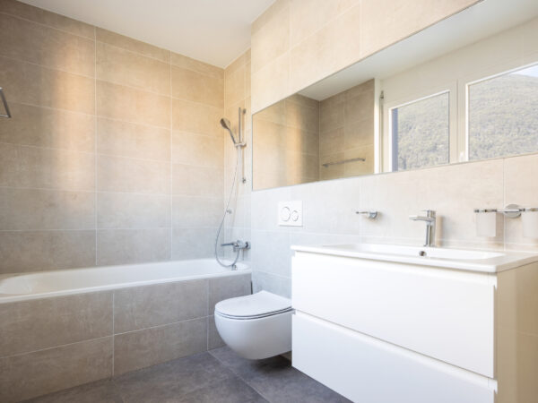SALLE DE BAIN CLE EN MAIN 3 600X450 | Korias Création et rénovation de salles de bains clé en main à Haguenau proche de Wissembourg Illkirch-Graffenstaden 3